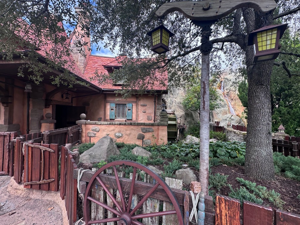 Maurice’s cottage exterior at Enchanted Tales with Belle