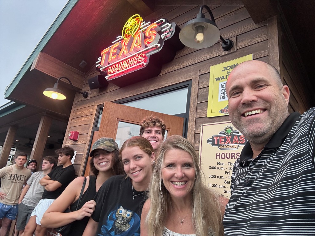 Ryan, Sarah, Drew, McKinney, and Alyssa outside Texas Roadhouse in Brandon